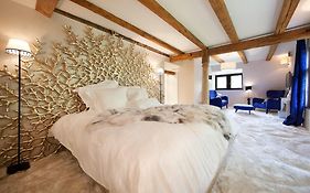 Maison D'Hotes De Coeur Et D'Exception - Du Cote De Chez Anne